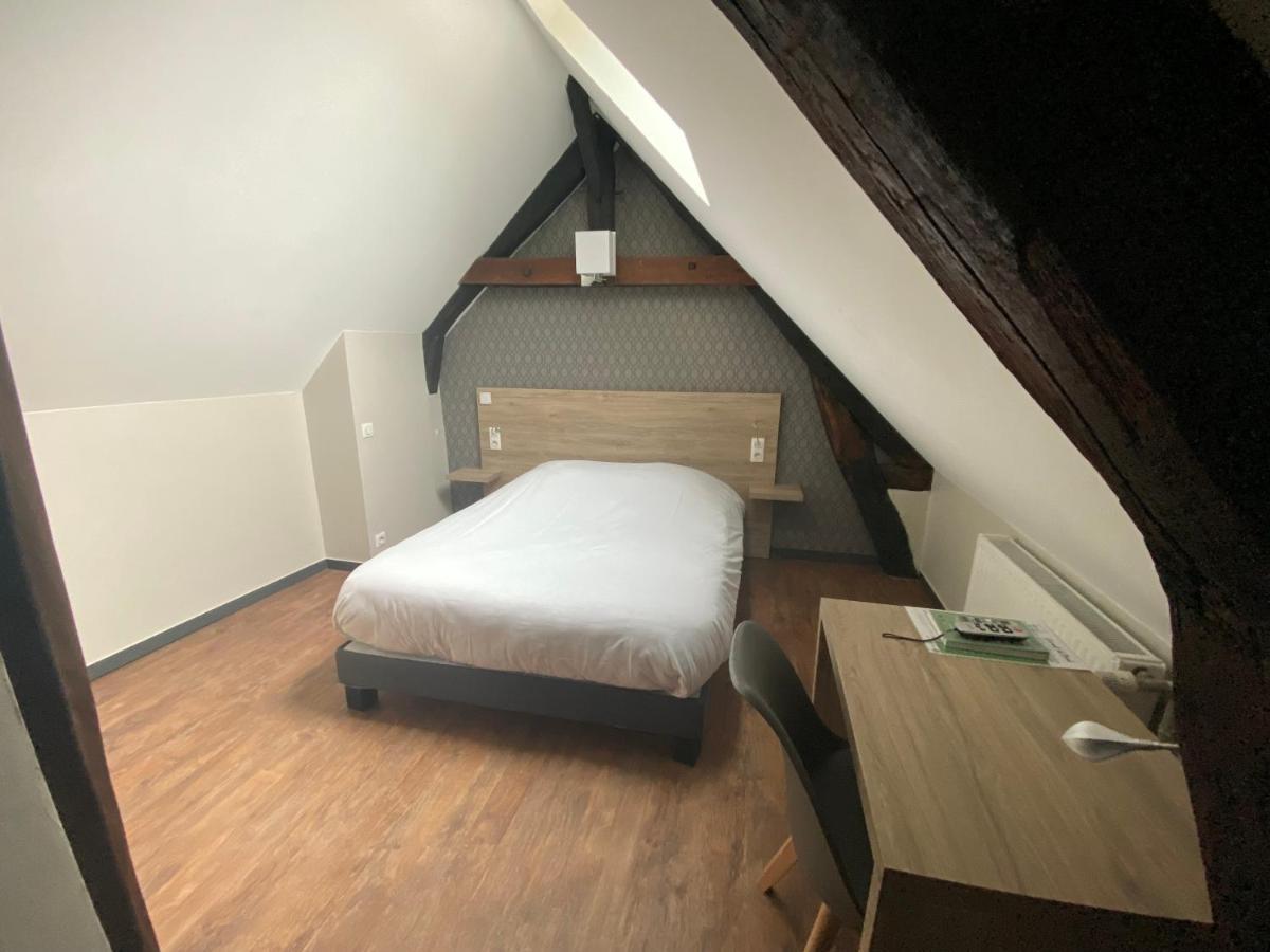 Logis - Hotel & Restaurant Saint Nicolas Chaumont-en-Vexin Dış mekan fotoğraf
