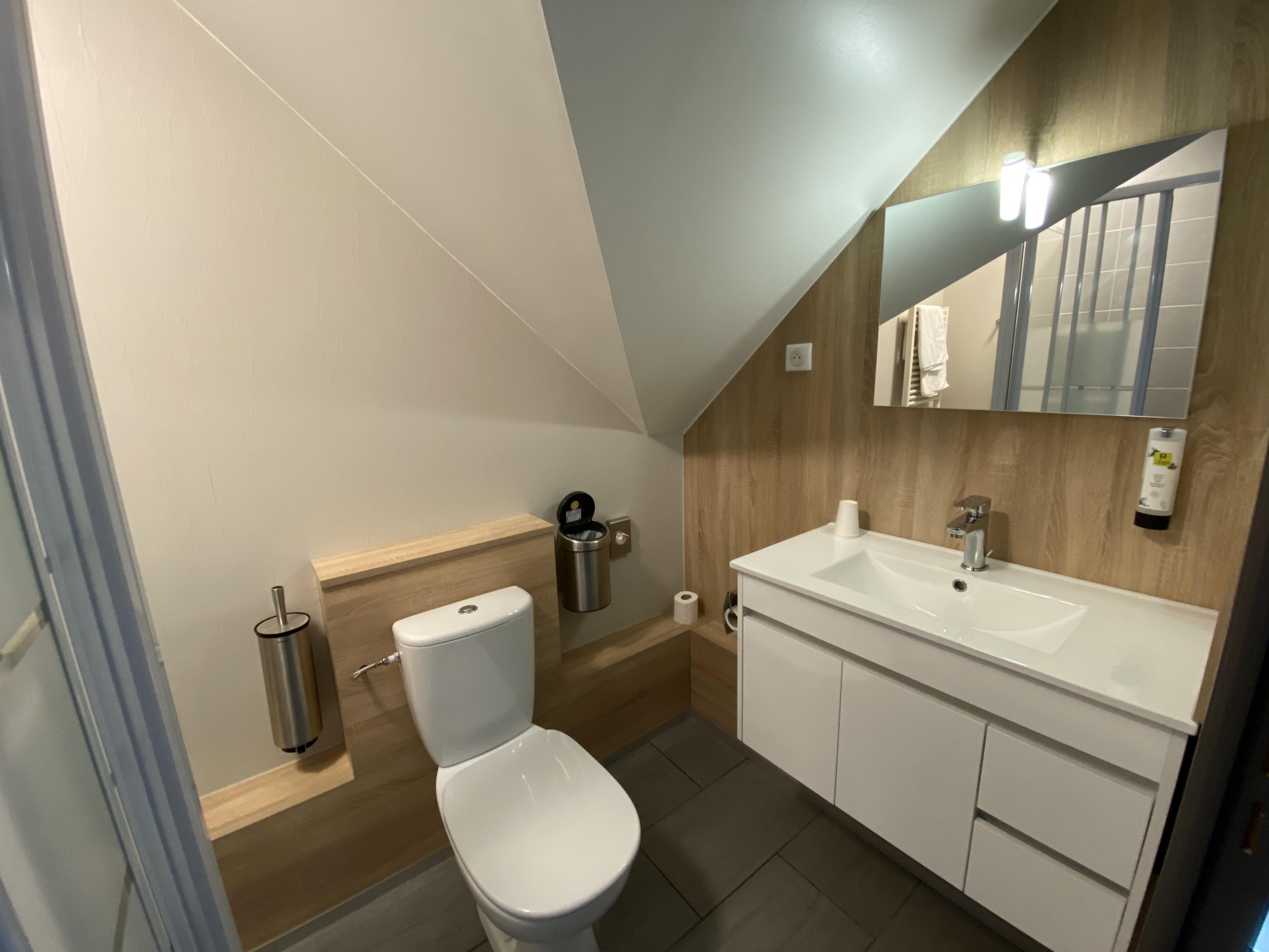Logis - Hotel & Restaurant Saint Nicolas Chaumont-en-Vexin Dış mekan fotoğraf