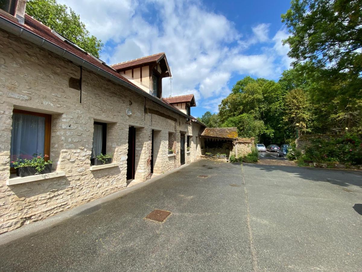 Logis - Hotel & Restaurant Saint Nicolas Chaumont-en-Vexin Dış mekan fotoğraf